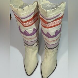 Women's Cream and Multicolor Western Boots